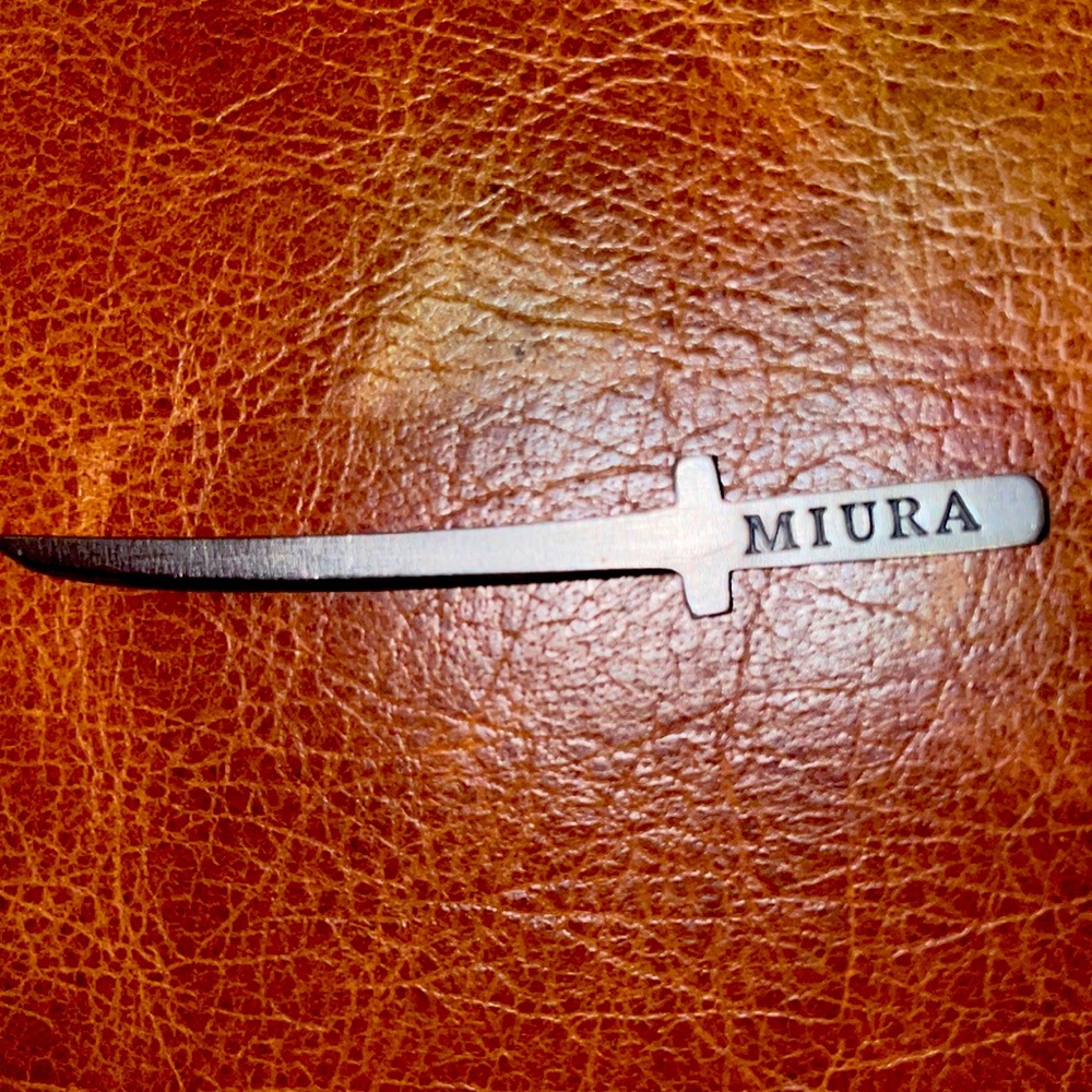 Miura Divot Tool